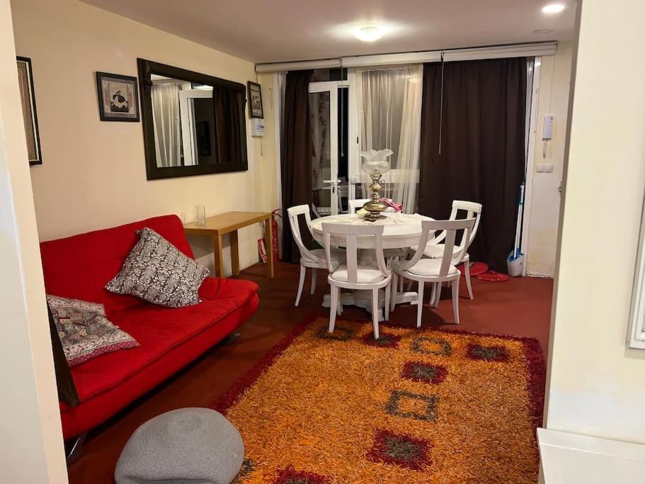 Apartamento Abierto Con Patio Matadepera Exterior photo